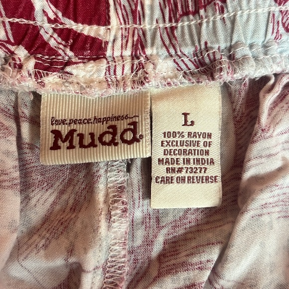 MUDD Two Piece Set! Floral Pink Flowy Top and Shorts Size L - Picture 6 of 9